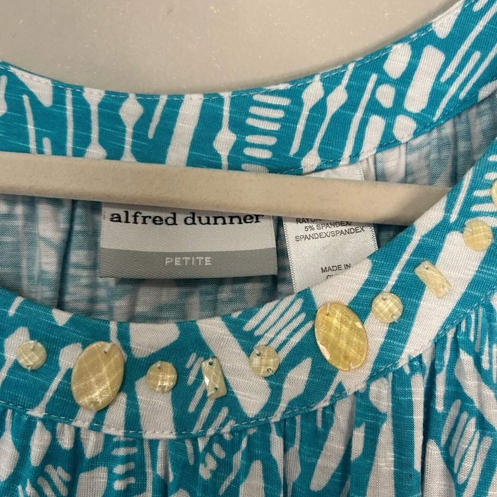 Alfred Dunner Women's Blue Patterned Top, Size PS - Picture 4 of 6